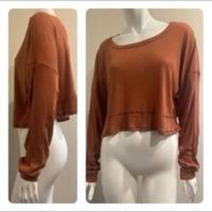 Eddie Bauer Women's Burnt Orange Crop Top. Item # 11291